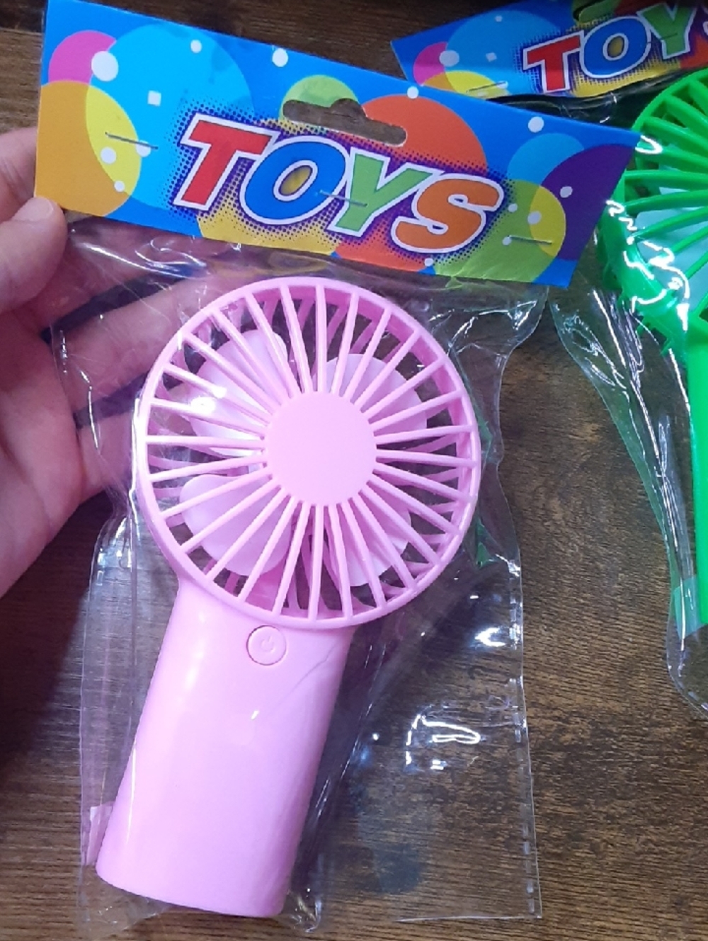 Portable Kids Handheld Fan - battery operated - Picture 4 of 9